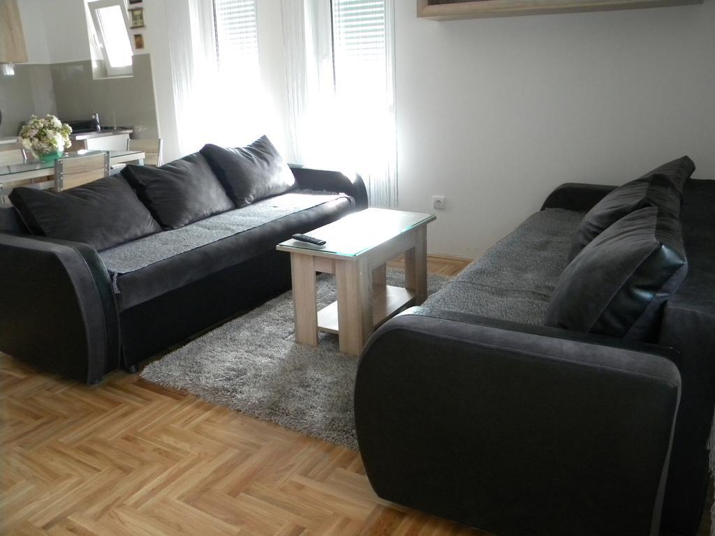 ארנדלובאץ' Apartment Srebrni Oblak מראה חיצוני תמונה