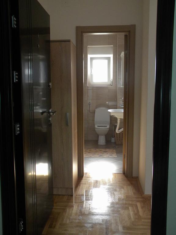 ארנדלובאץ' Apartment Srebrni Oblak מראה חיצוני תמונה