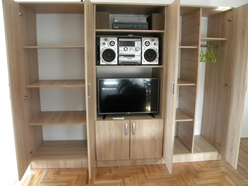 ארנדלובאץ' Apartment Srebrni Oblak מראה חיצוני תמונה