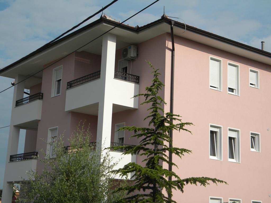 ארנדלובאץ' Apartment Srebrni Oblak מראה חיצוני תמונה
